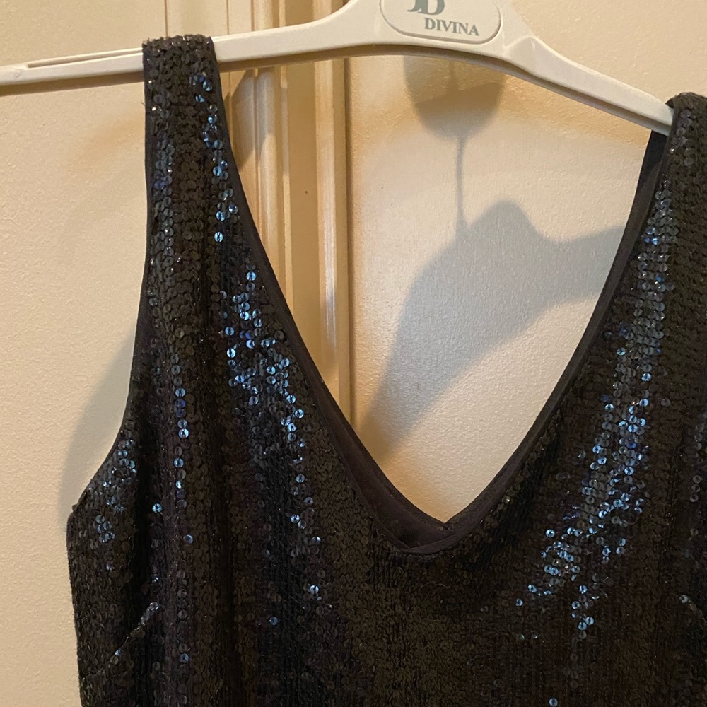Banana republic black sequin top sz S